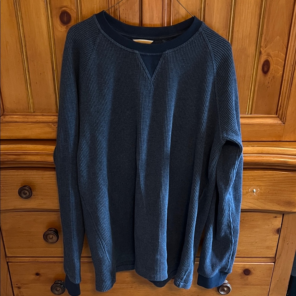 LL Bean Men's Blue Waffle Shirt